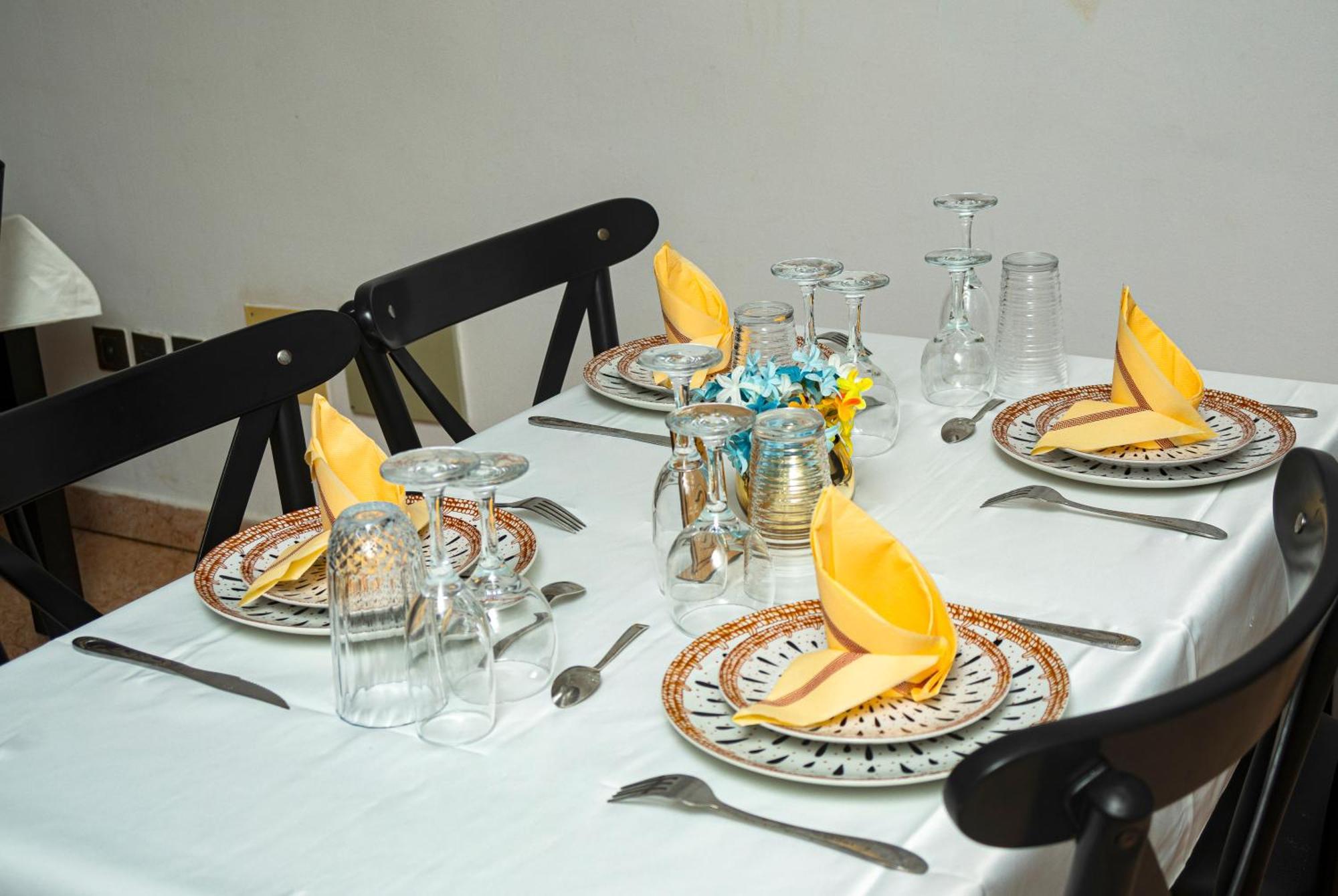 Mokaa Residence Hoteliere Lomé Eksteriør bilde